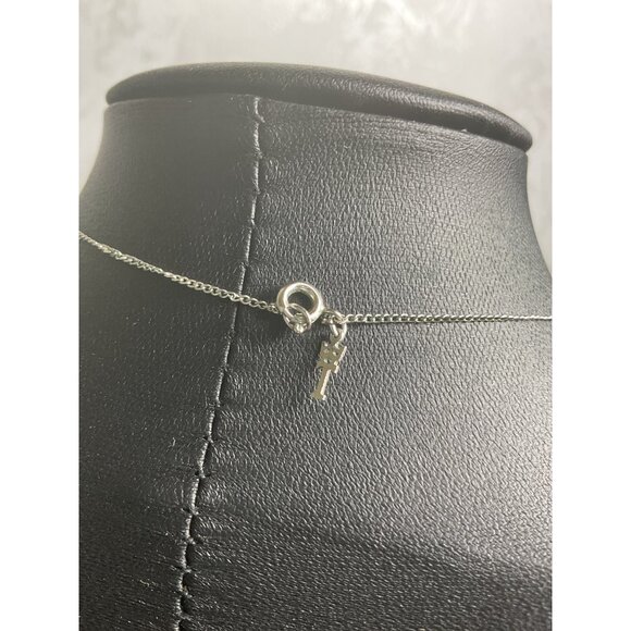 Vintage Trifari Silver Tone Necklace With Dangling Knot & Pearl Pendant - Picture 3 of 3